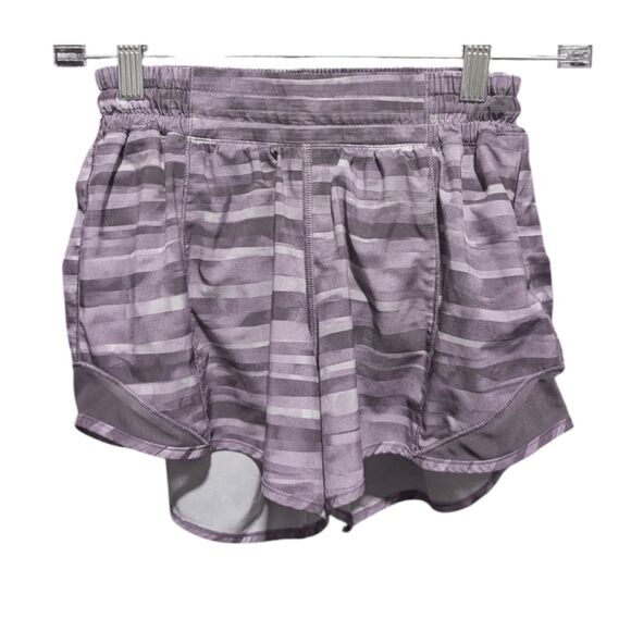 LULULEMON ATHLETICA Hotty Hot Short II 'Long 4" Size 4 - Picture 4 of 5